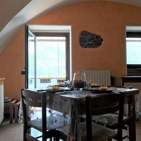 Stunning Balcony Over Lake Como - * Brienno